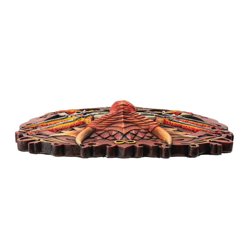 Top-down view of plaque, 3D raised effect