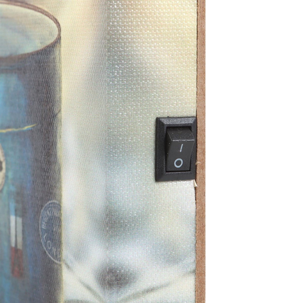 On/off switch for lights in canvas print