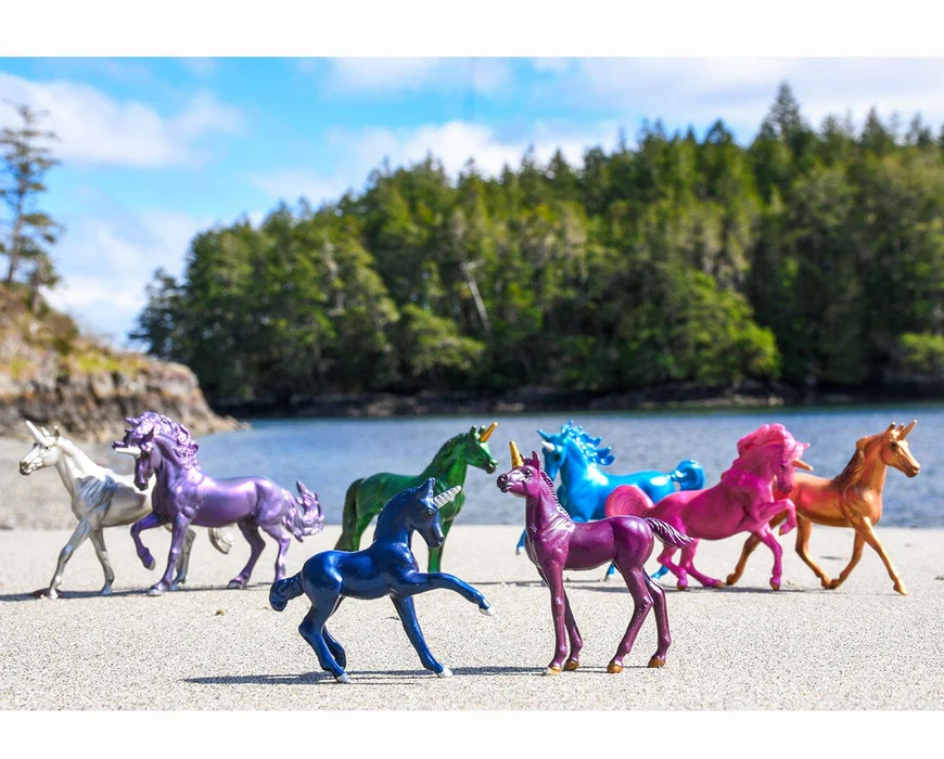 Breyer Sparkling Splendor Deluxe Unicorn Collection