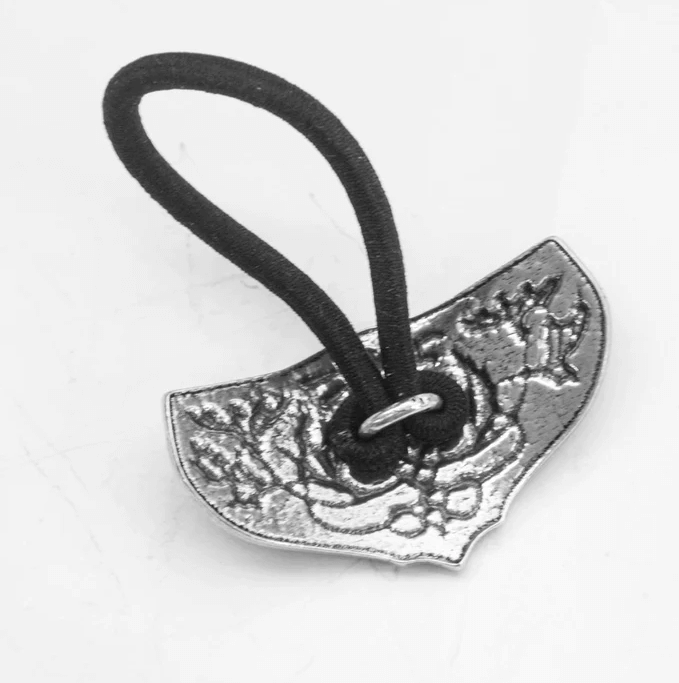 Back of the pewter daisy ponytail holder