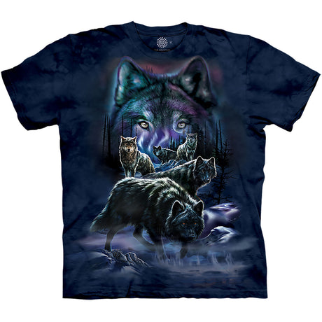 T-shirt on dark blue with wolf pack and northern lights