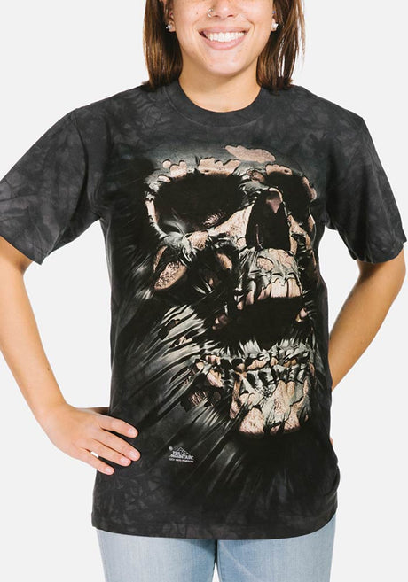 Mottled black tee with skull breaking through