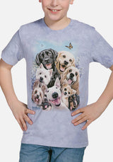 Kid wearing dog selfie t-shirt