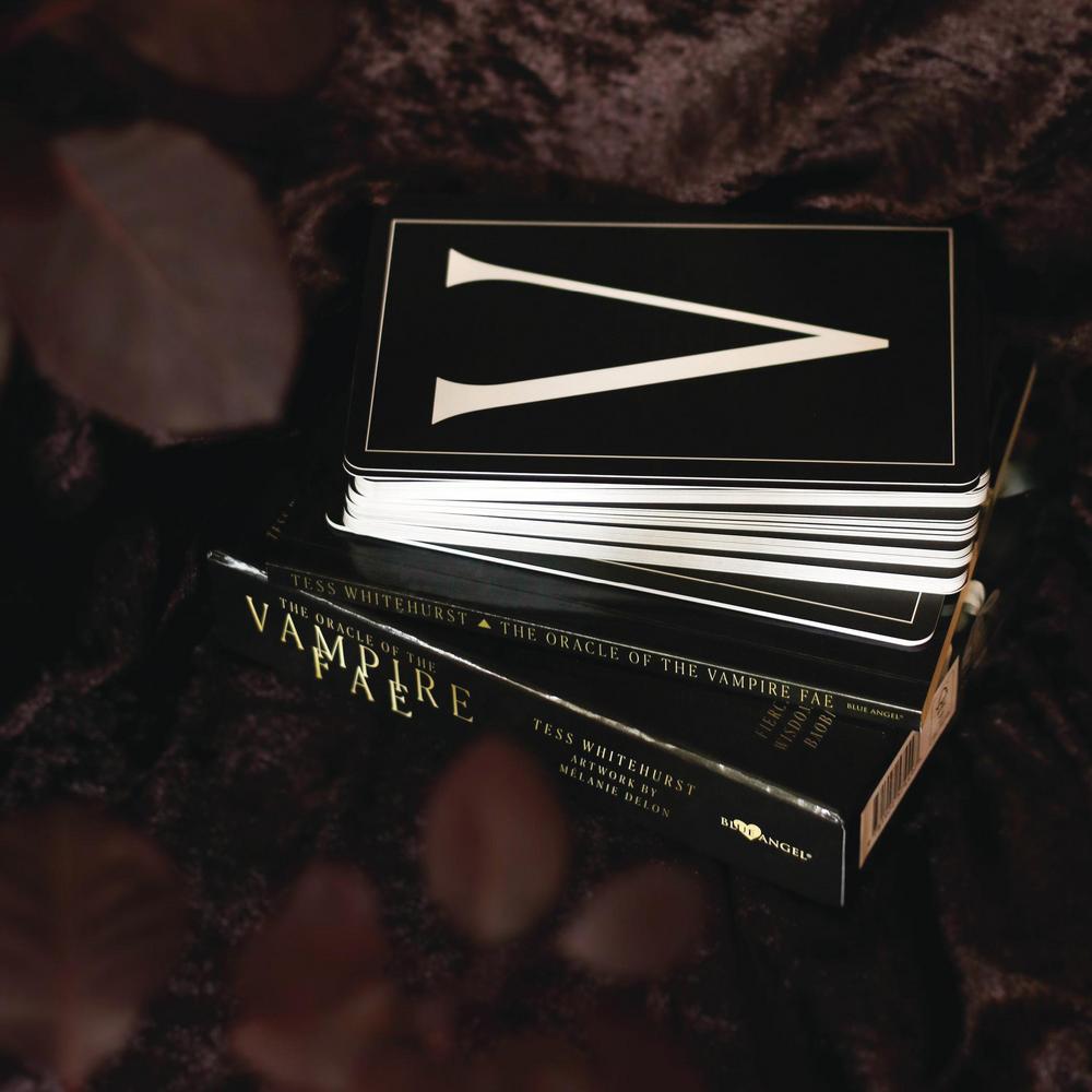 The Oracle of the Vampire Fae, showing back of cards with V