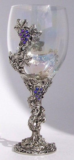 Grape Vine Wine Glasses: Crystal wine glasses: Fellowship foundry