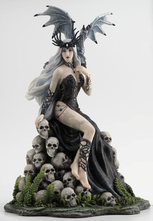 Mad Queen Figurine by Nene Thomas