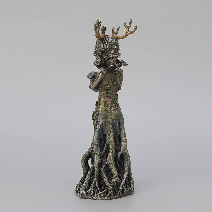 Back of tree nymph holding a rabbit, showing her hair, antlers, and roots